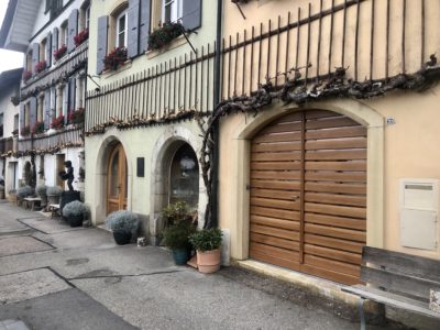 F596A703-6E45-45D1-A661-58D0120C4B98