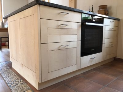 6652C859-D04C-4D51-9D3F-58A445E8E0ED